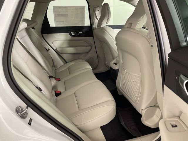 Certified 2024 Volvo XC60 T8 Plus w/ Protection Package Premier image 42