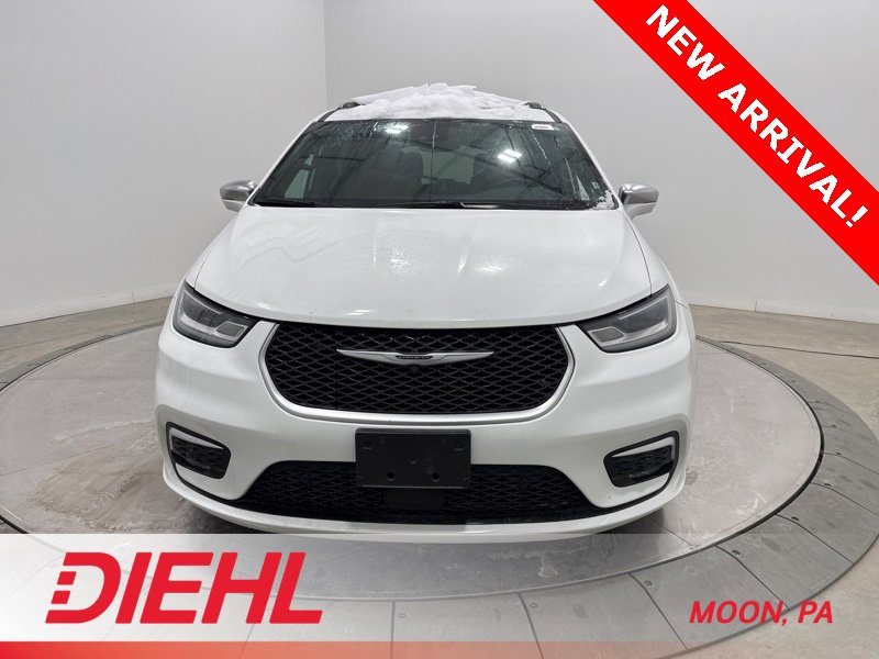 Certified 2021 Chrysler Pacifica Pinnacle image 2