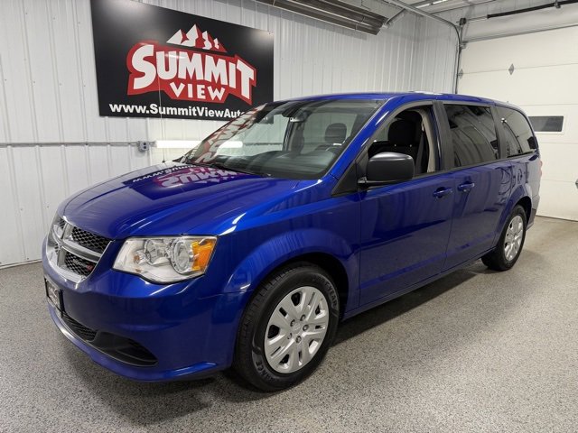 Used 2018 Dodge Grand Caravan SE w/ UConnect Hands-Free Group
