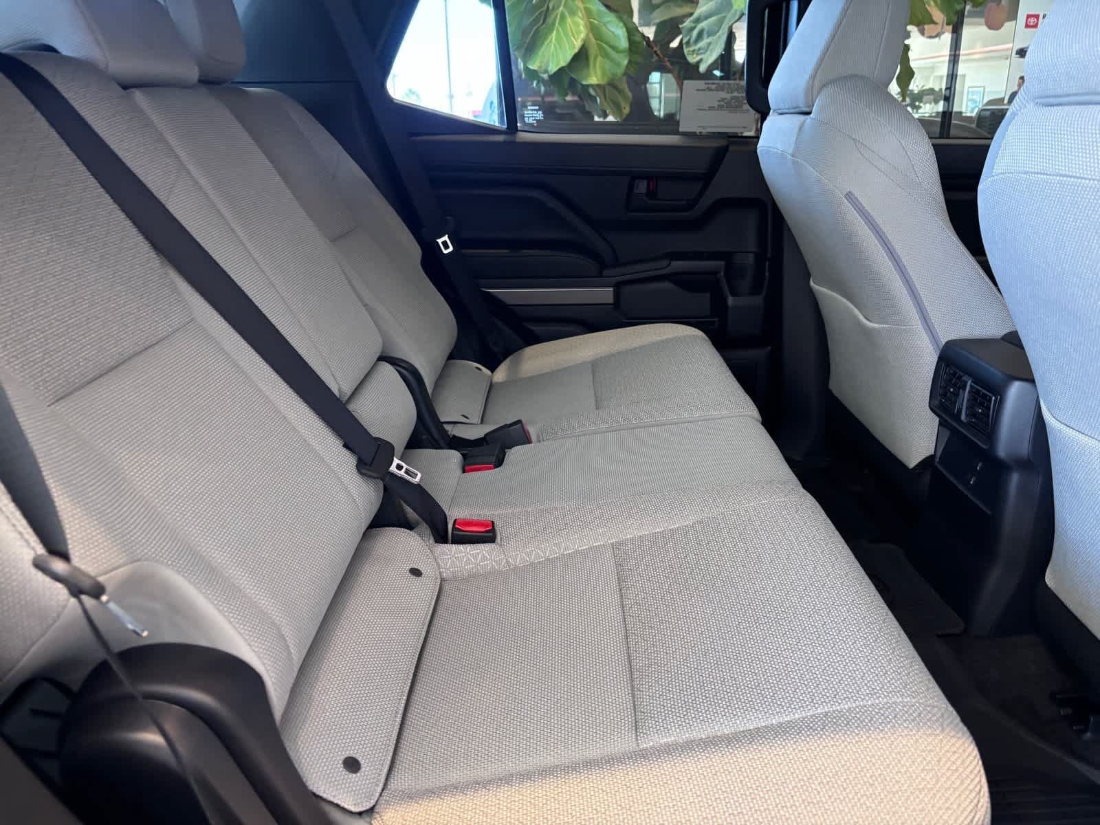 New 2026 Toyota 4Runner SR5 AWD/4WD image 8