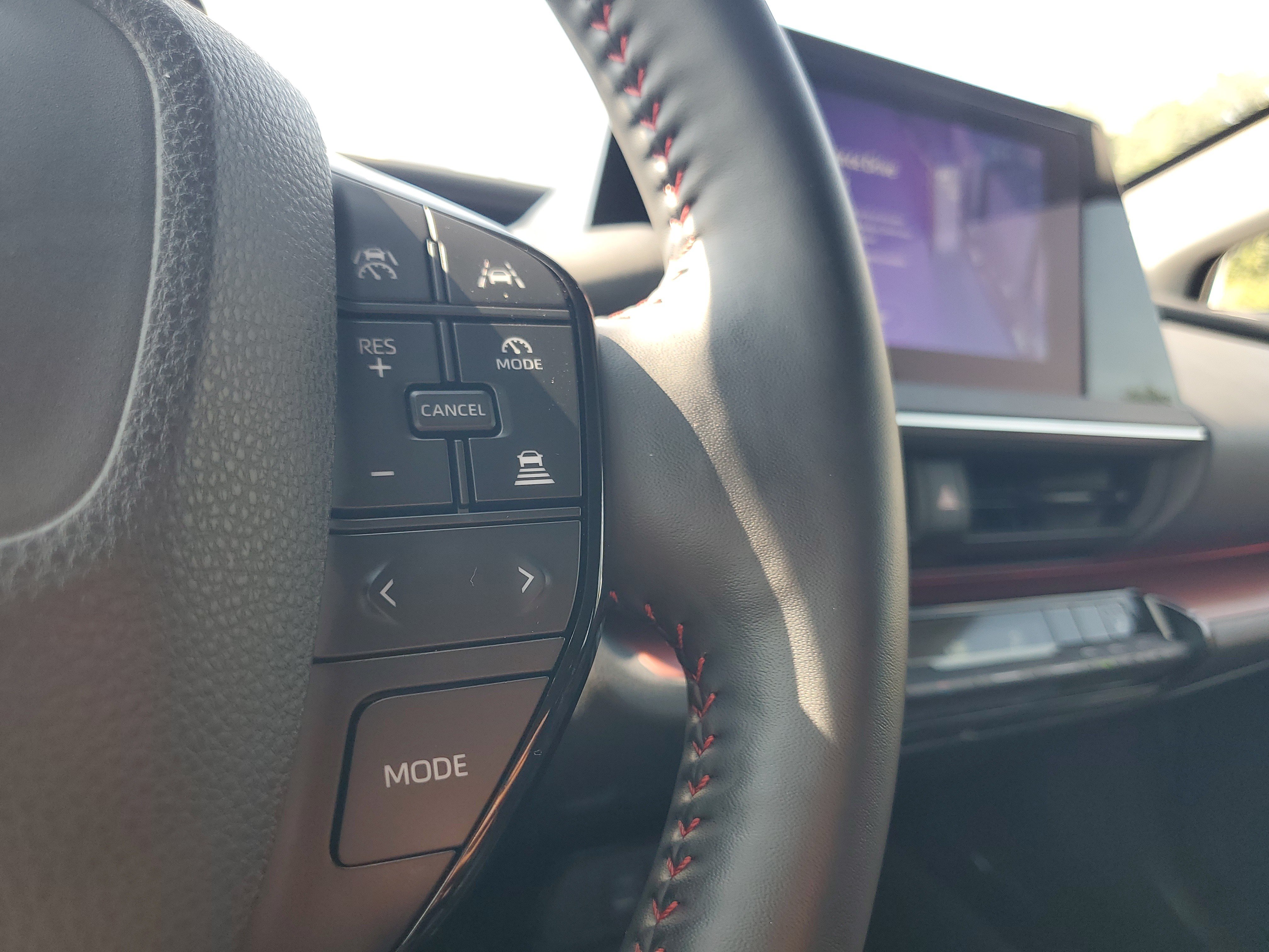 Certified 2024 Toyota Prius Prime FWD image 23