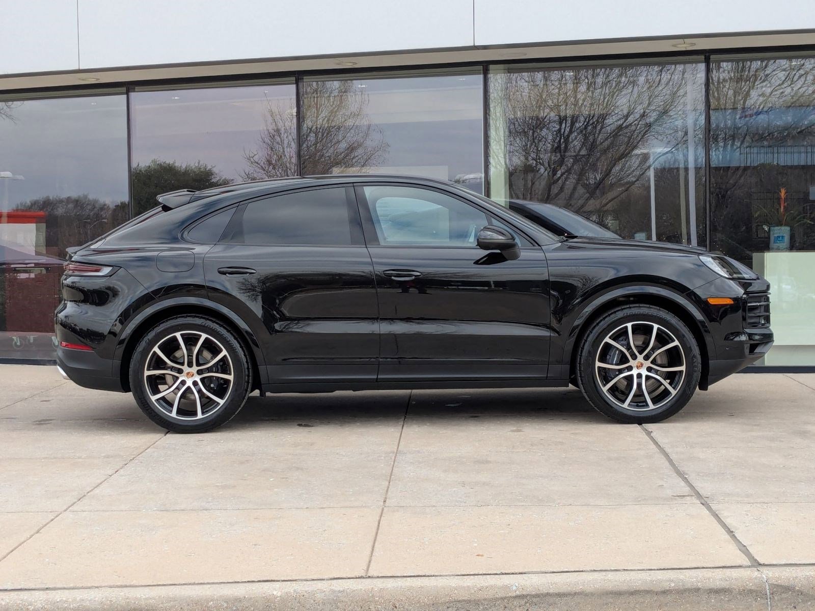 New 2026 Porsche Cayenne Coupe image 8