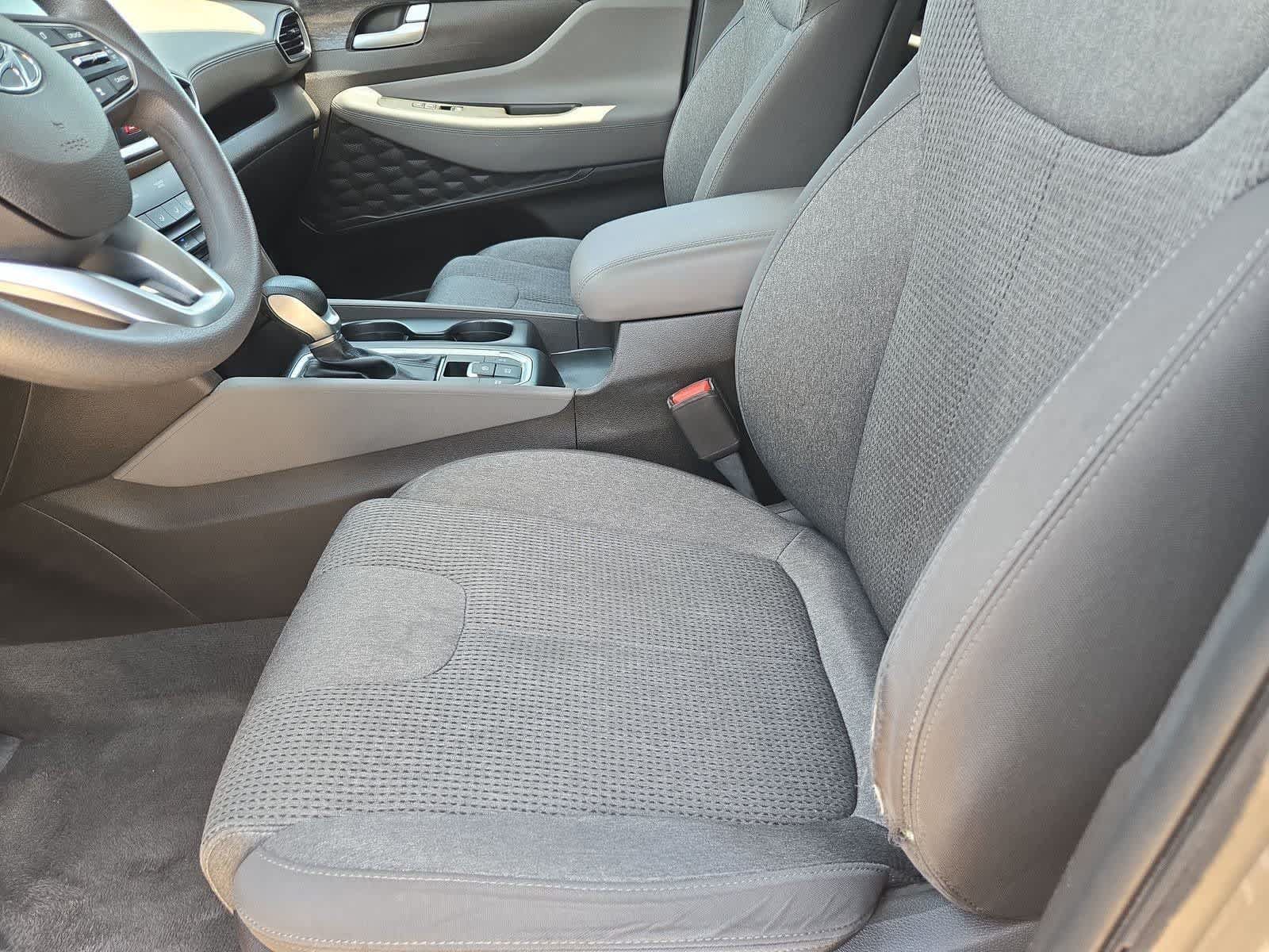 Used 2019 Hyundai Santa Fe SEL FWD image 15