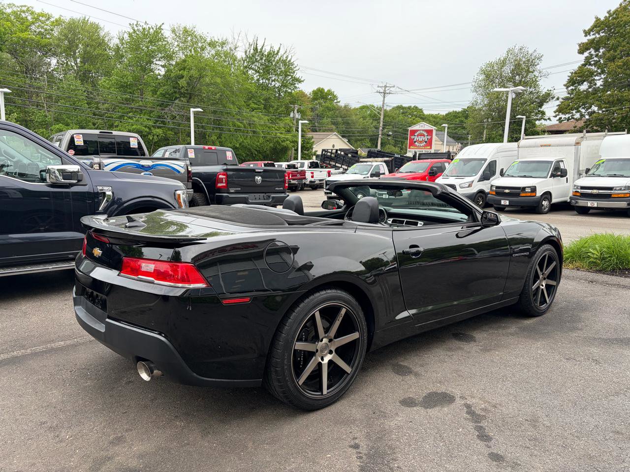 Used 2015 Chevrolet Camaro LT RWD image 7