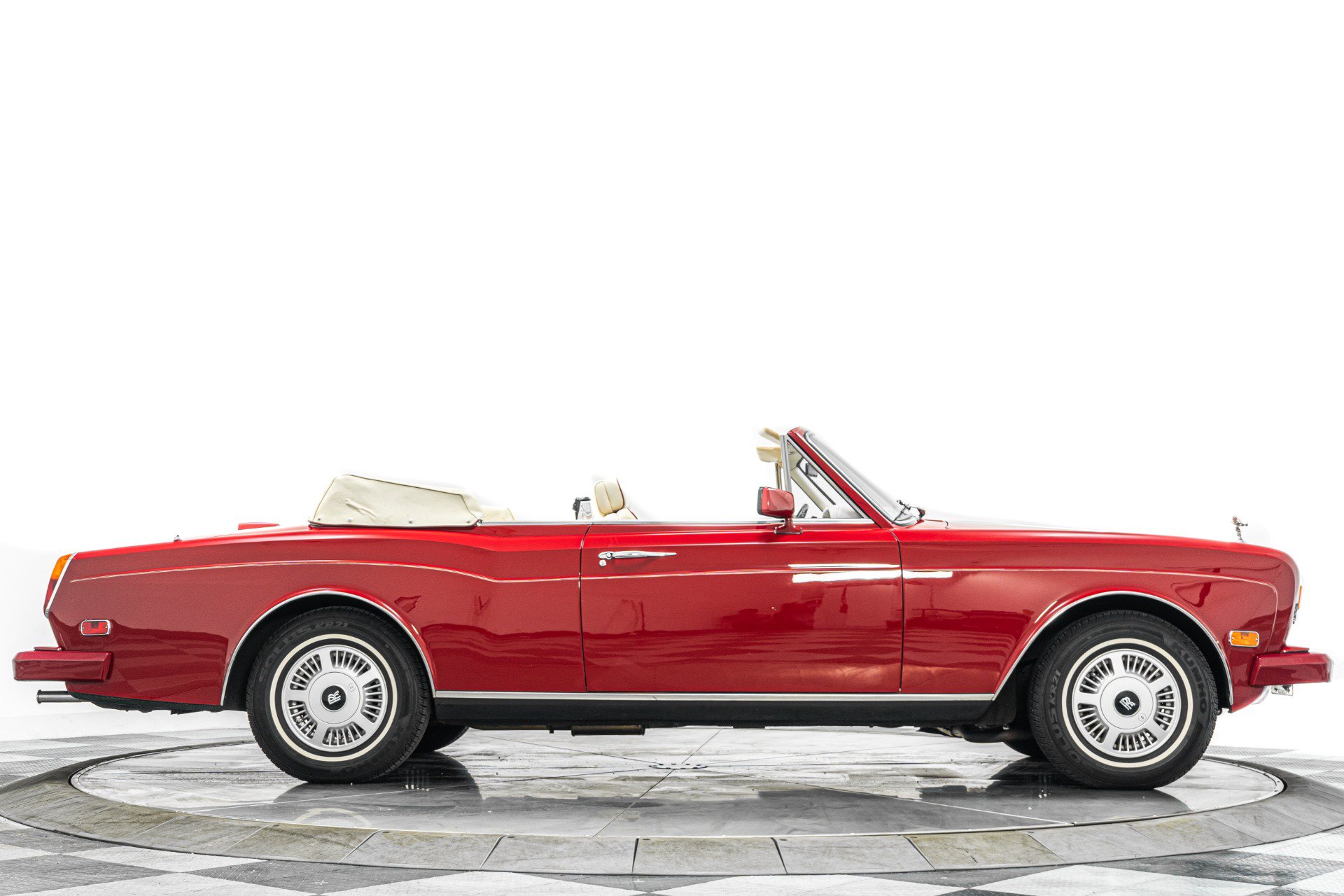 Used 1987 Rolls-Royce Corniche RWD image 49