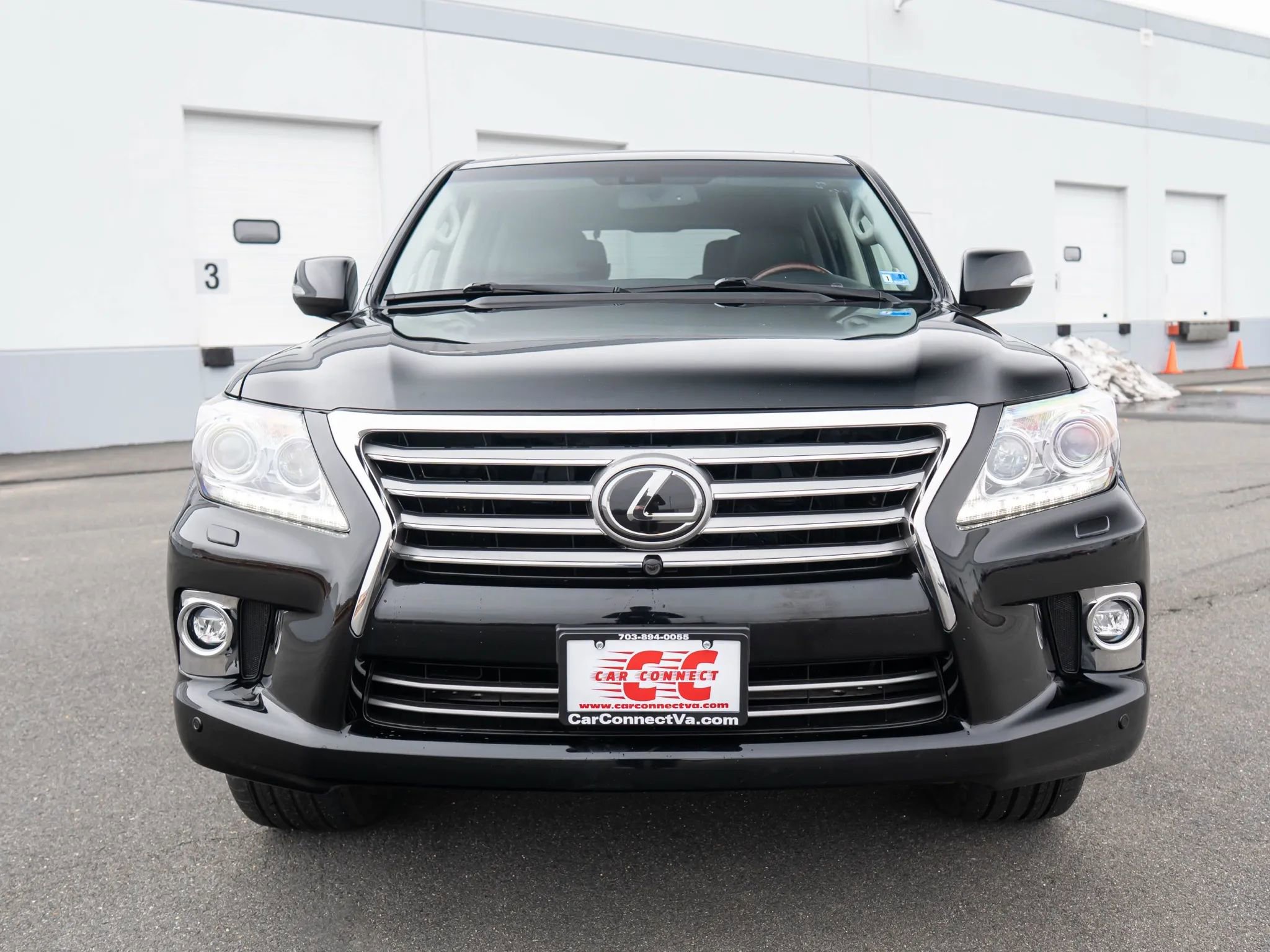 Used 2015 Lexus LX 570 4WD image 9
