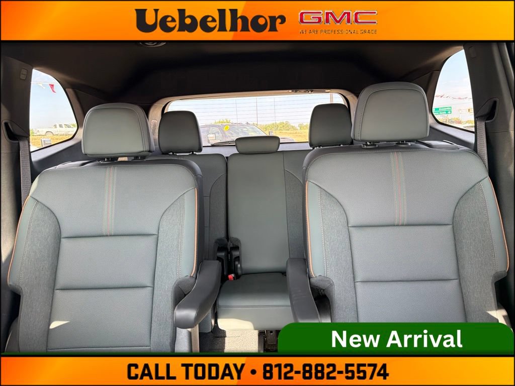 Used 2024 GMC Acadia AT4 AWD/4WD image 22