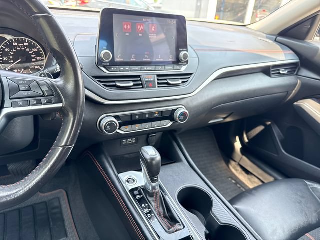 Used 2022 Nissan Altima 2.5 SR AWD/4WD image 21