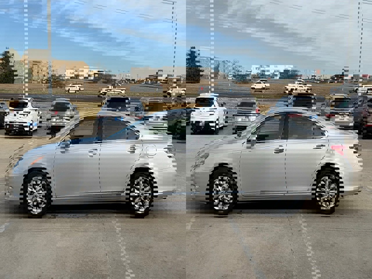 Used 2010 Lexus ES 350 image 2