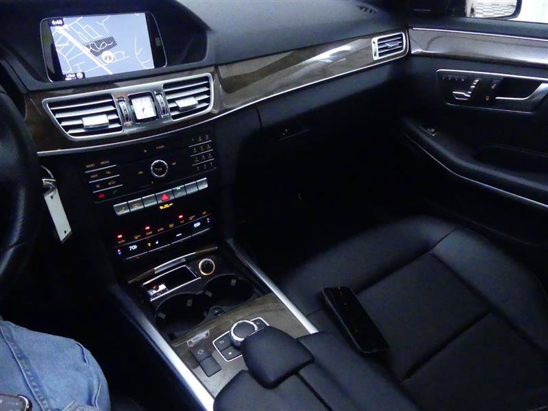 Used 2016 Mercedes-Benz E 350 4MATIC Sedan w/ Premium Package image 12