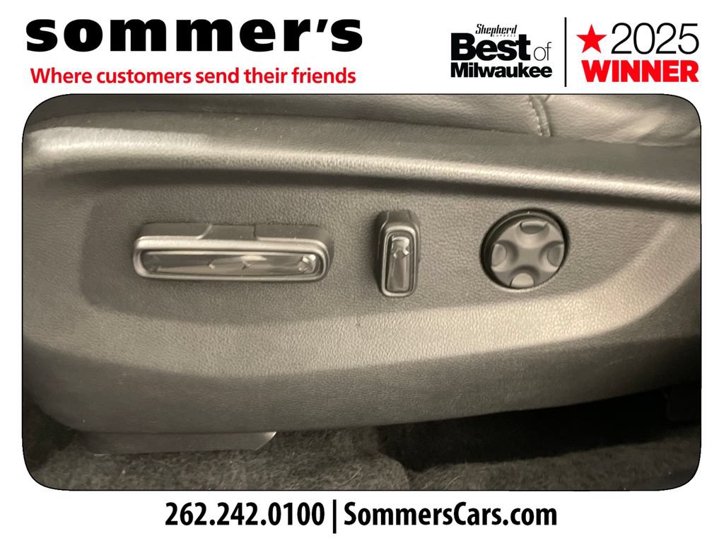 Used 2021 Honda CR-V EX-L image 10