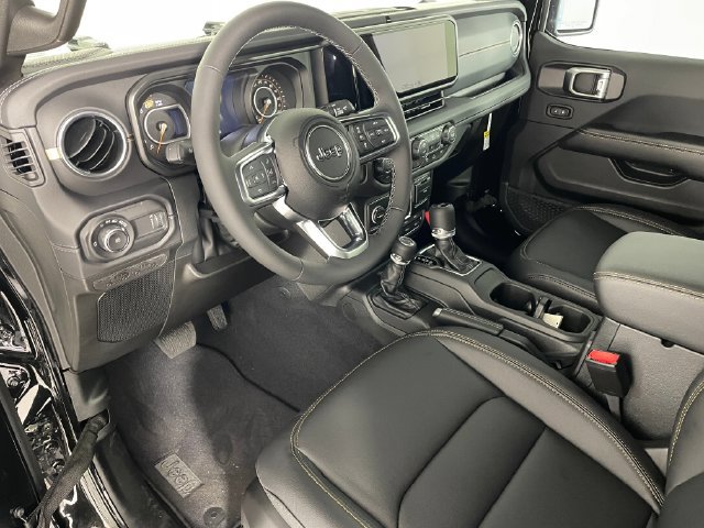 New 2027 Jeep Wrangler Unlimited Sahara AWD/4WD image 3