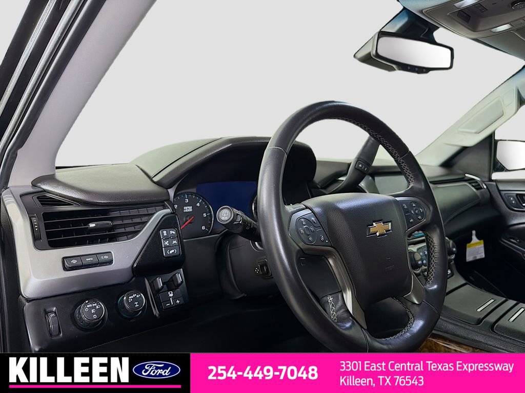 Used 2019 Chevrolet Suburban Premier w/ Premier Plus Edition AWD/4WD image 10