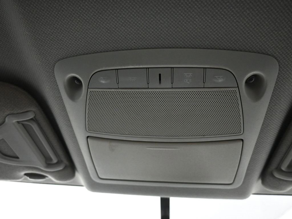 Used 2016 Nissan Sentra SR image 17