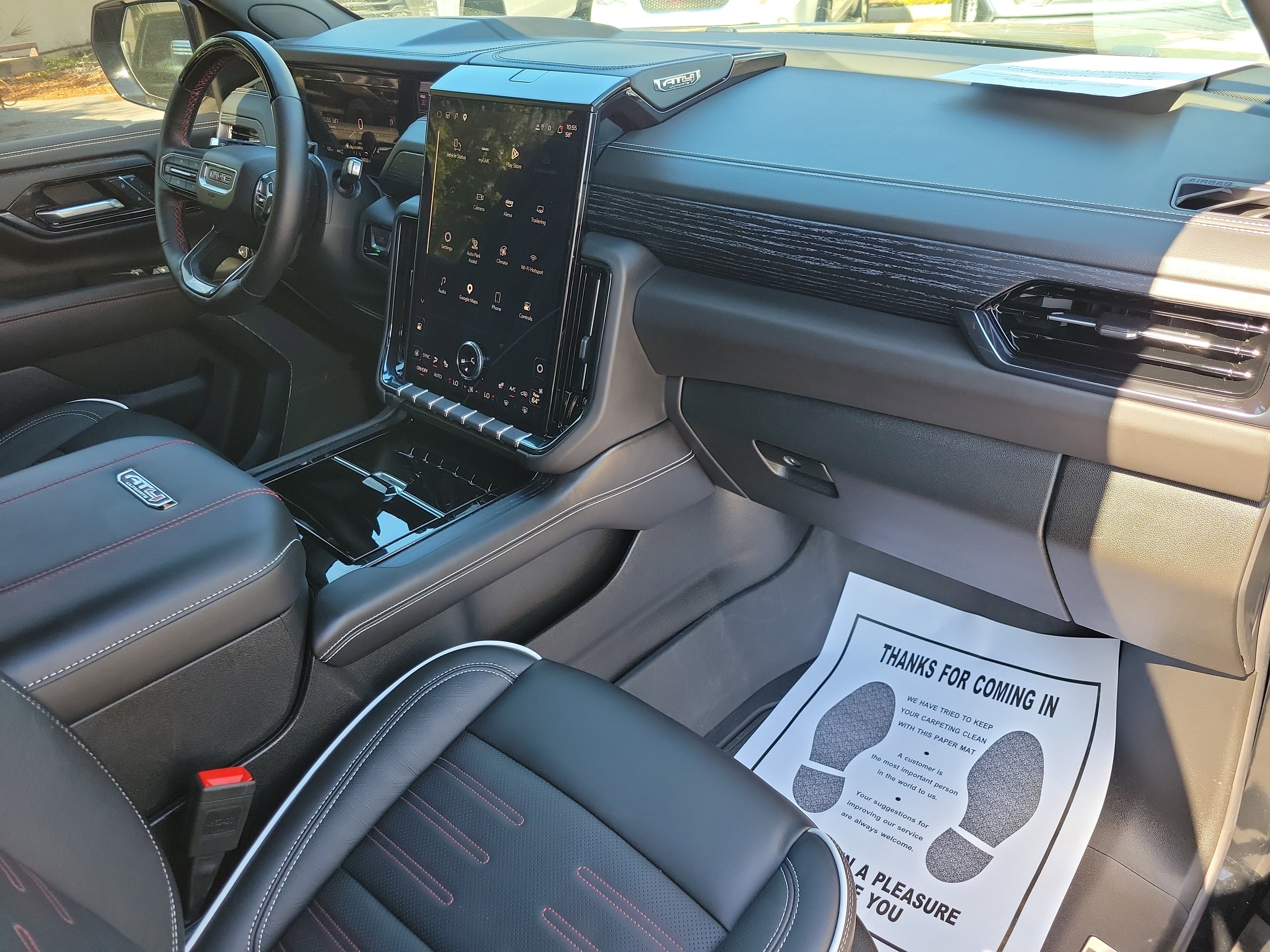 Certified 2025 GMC Yukon AT4 Ultimate image 11