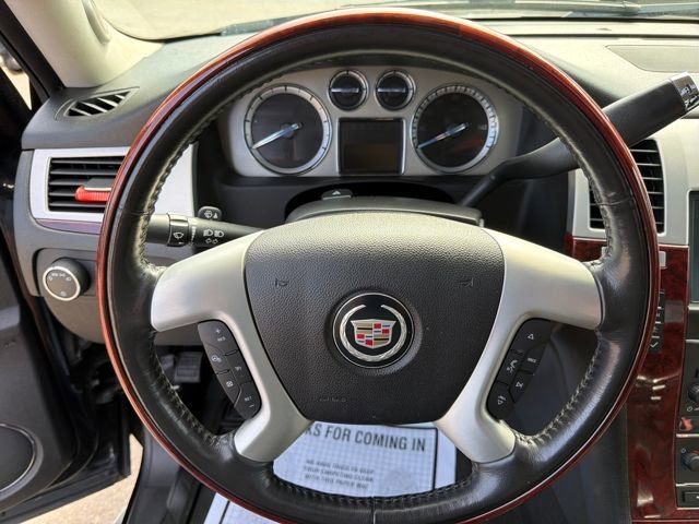 Used 2011 Cadillac Escalade EXT Luxury image 15