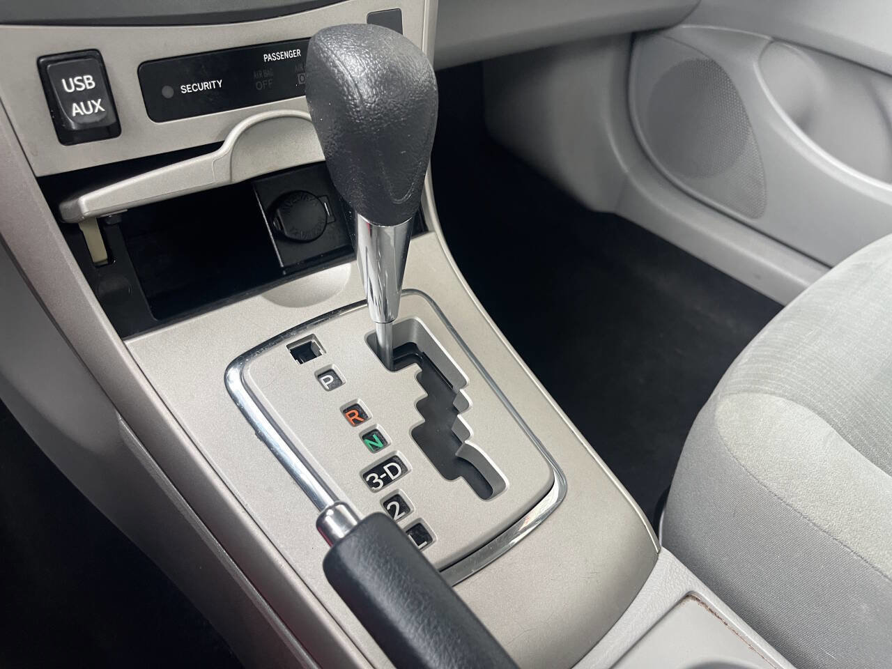 Used 2013 Toyota Corolla LE Special Edition image 35