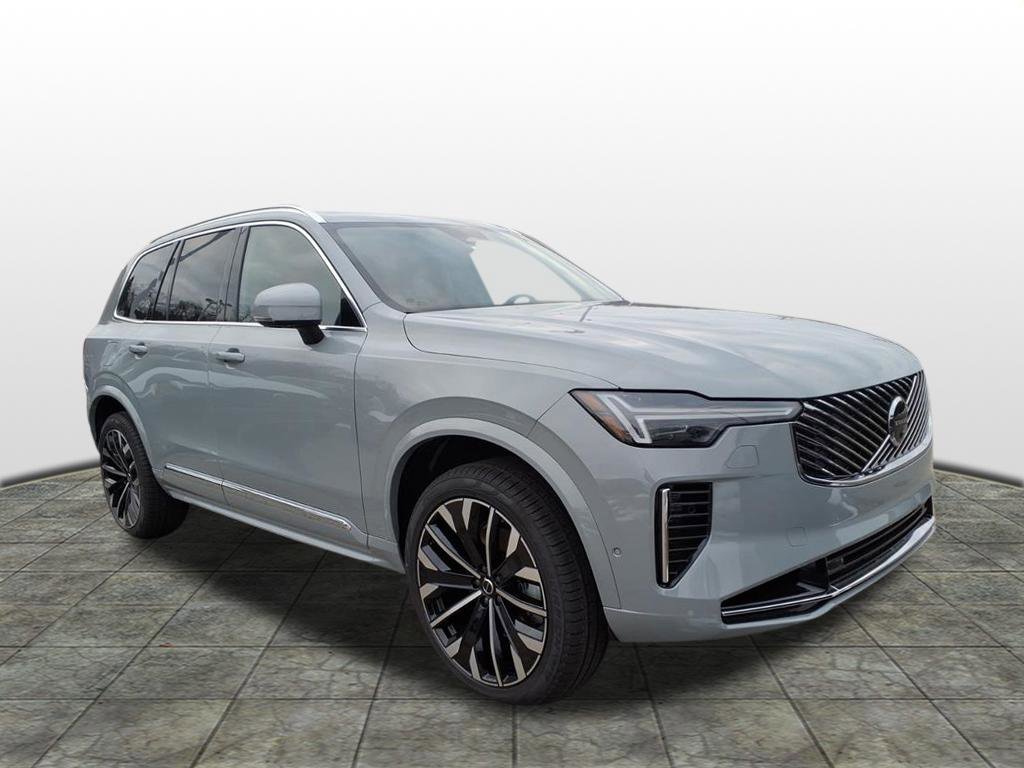 New 2026 Volvo XC90 B6 Plus w/ Protection Package Premier