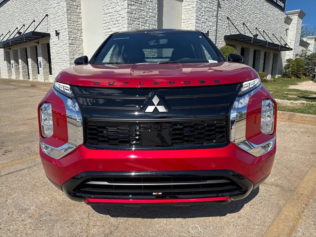 New 2026 Mitsubishi Outlander AWD image 2