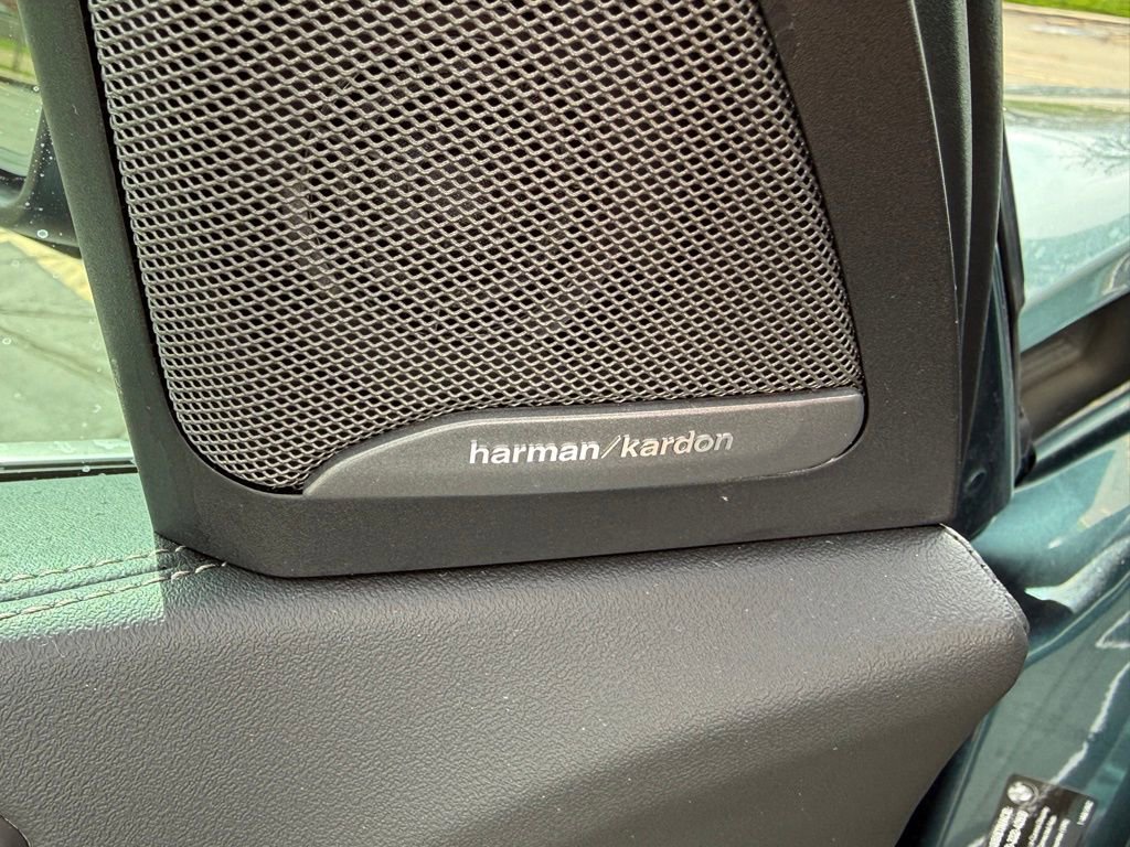 Used 2024 BMW X5 xDrive40i w/ Premium Package image 11