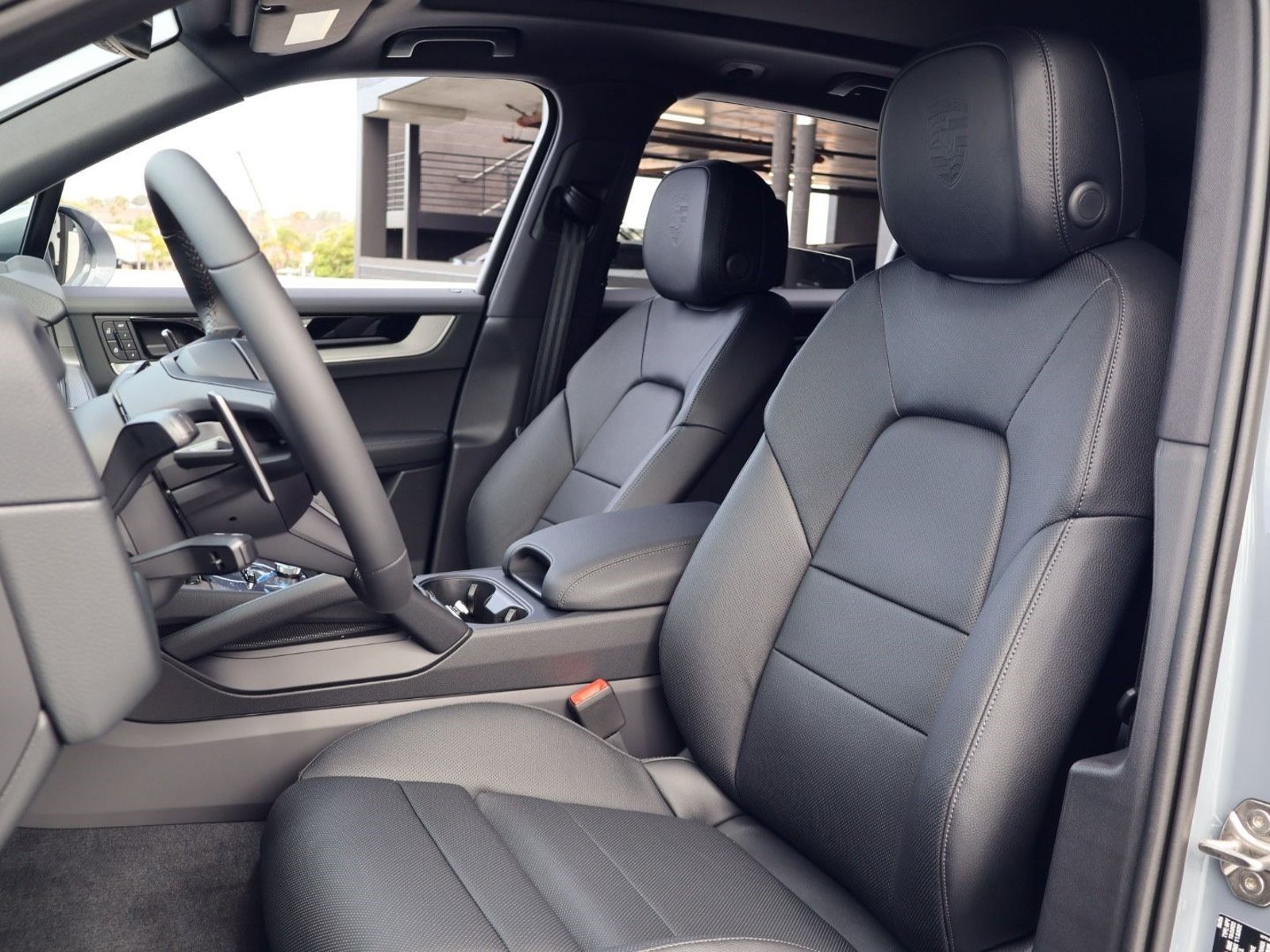 New 2026 Porsche Cayenne AWD/4WD image 5