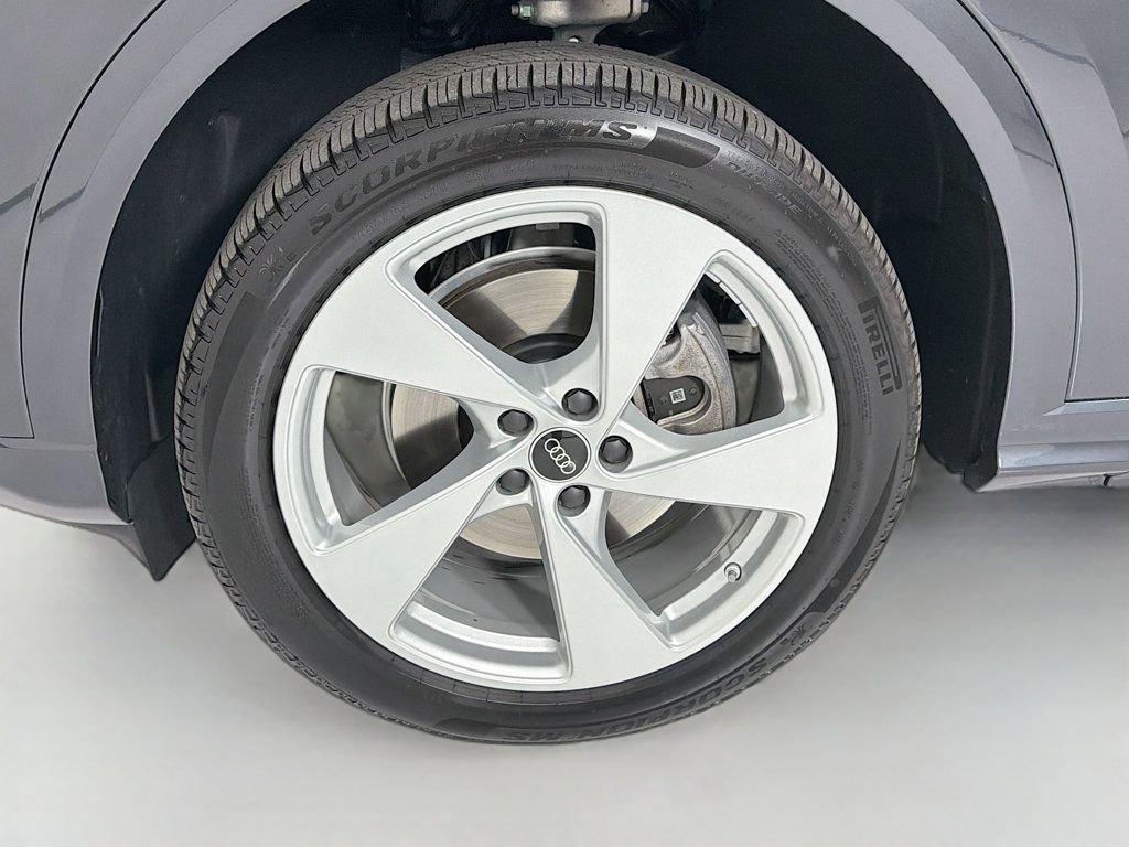 Used 2025 Audi Q5 Premium Plus image 30
