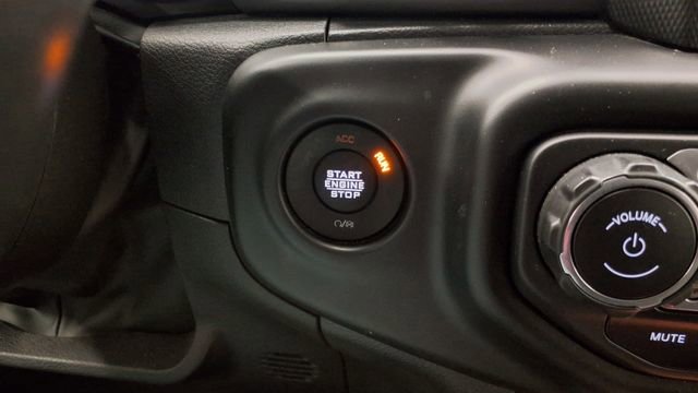 Used 2022 Jeep Wrangler Unlimited Sport image 27