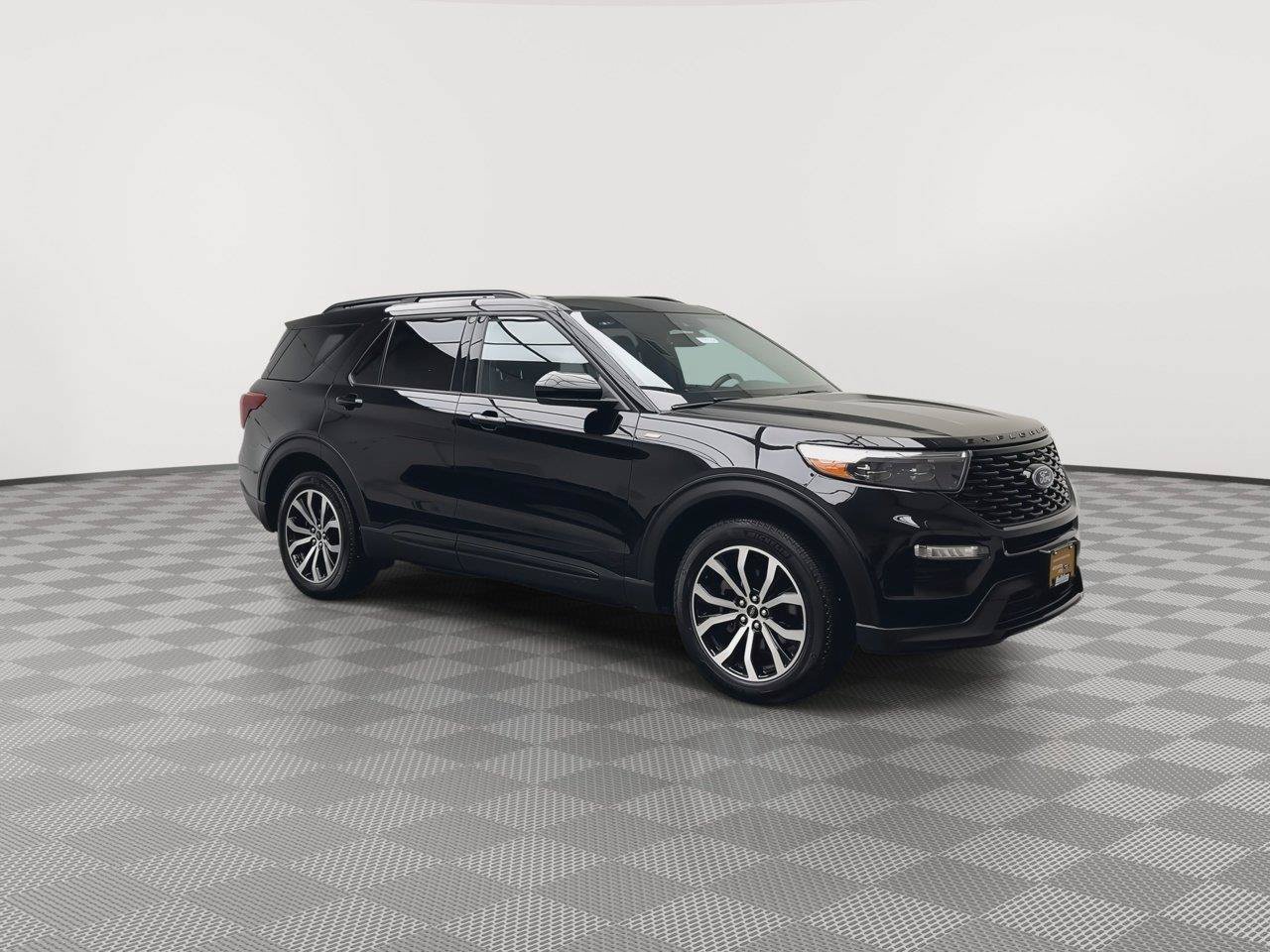 Certified 2023 Ford Explorer ST-Line w/ Class IV Trailer Tow Package AWD/4WD image 40