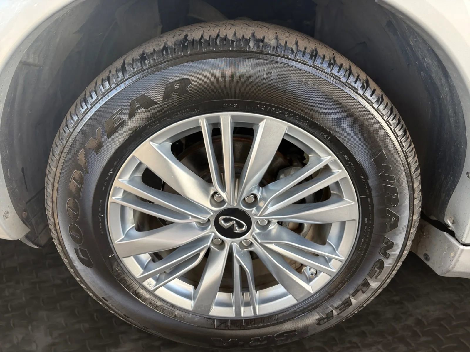 Used 2020 INFINITI QX80 Luxe w/ Proassist Package AWD/4WD image 39