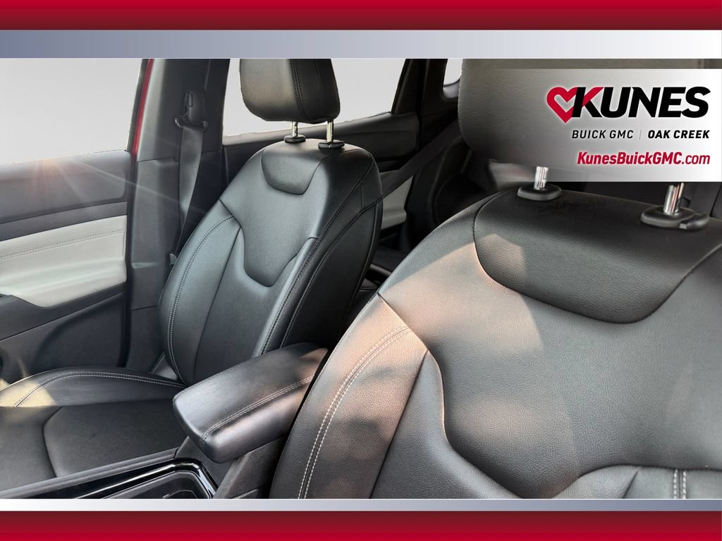 Used 2025 Jeep Compass Limited AWD/4WD image 23