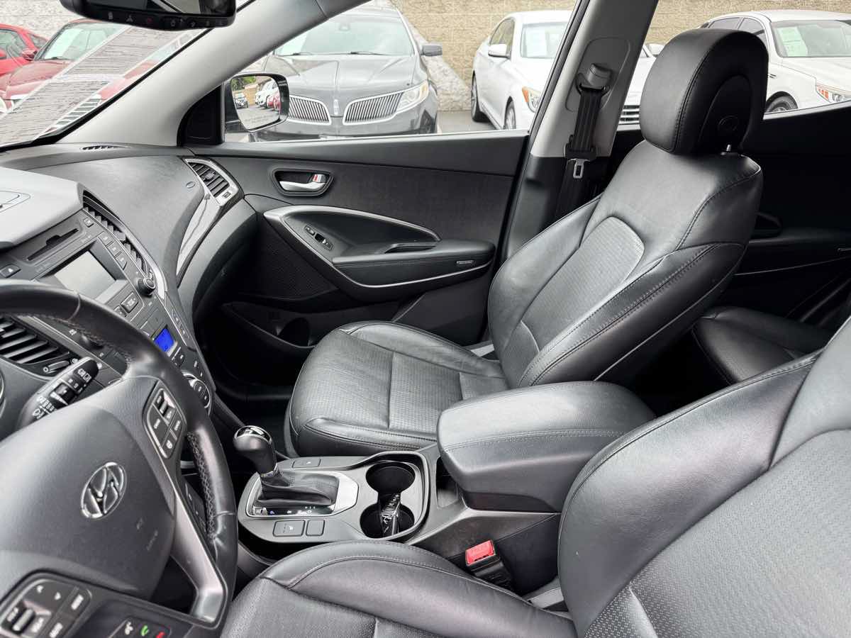 Used 2013 Hyundai Santa Fe Sport 2.0T FWD image 35