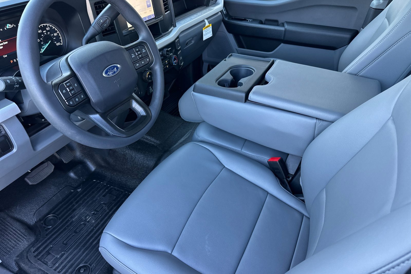 New 2026 Ford F250 XL w/ XL Chrome Package image 10