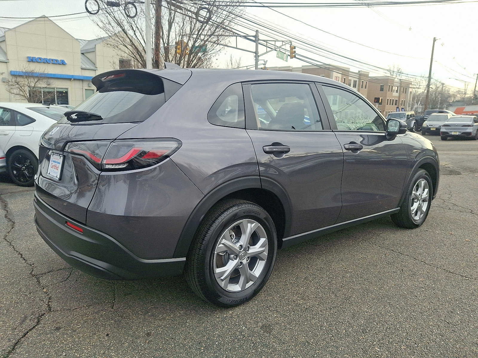 Certified 2025 Honda HR-V LX image 6