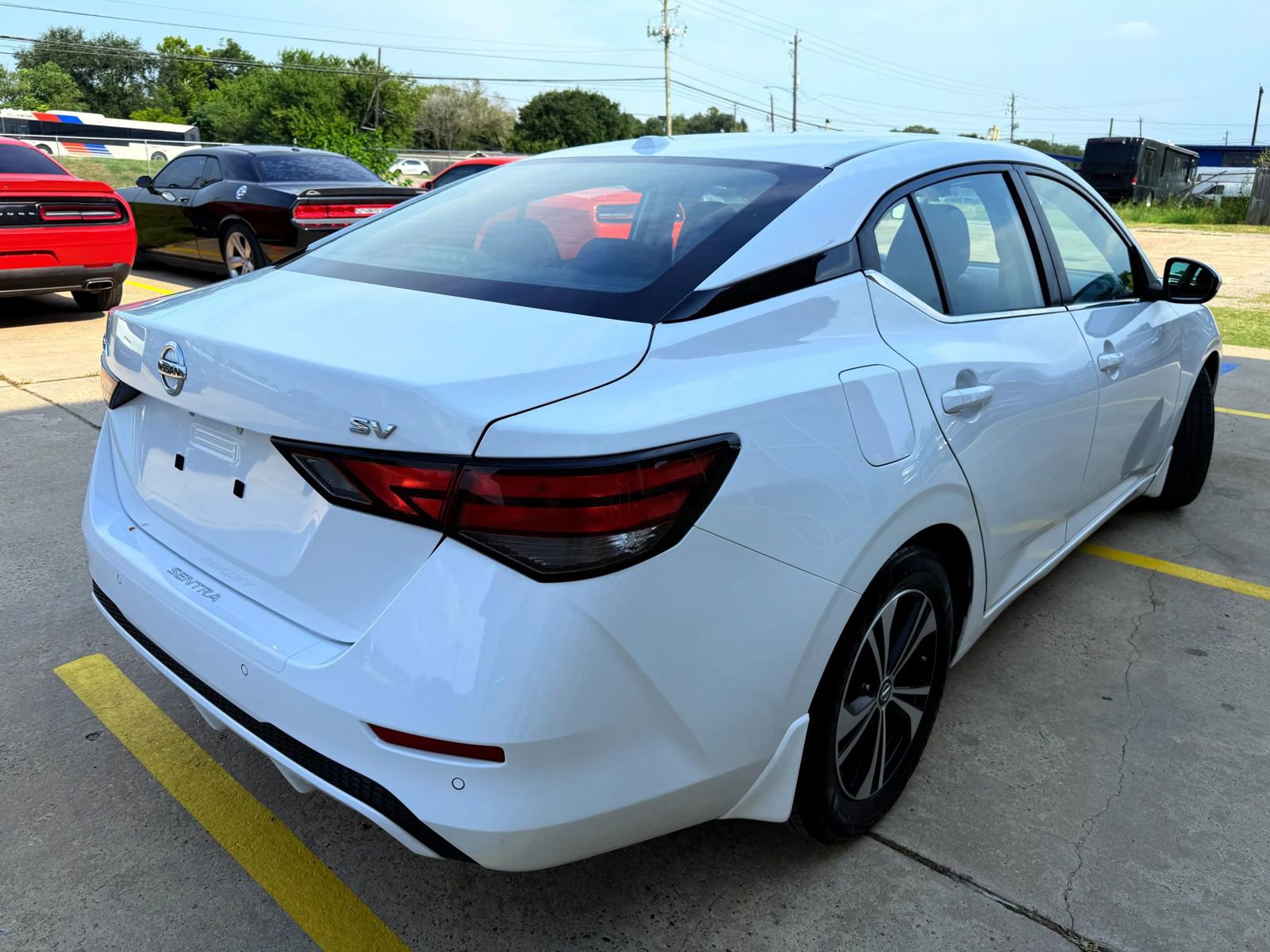 Used 2022 Nissan Sentra SV image 6
