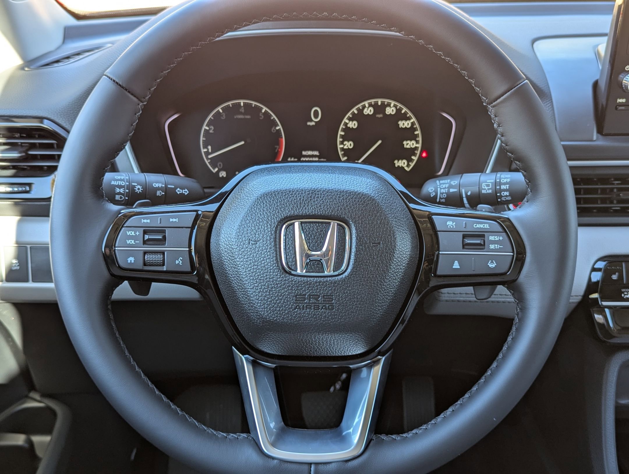 Used 2025 Honda Pilot Touring image 20