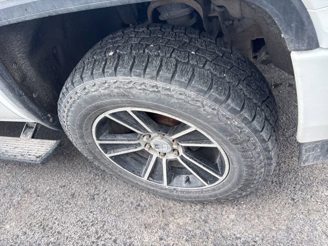 Used 2016 GMC Sierra 1500 Denali w/ Enhanced Driver Alert Package image 11