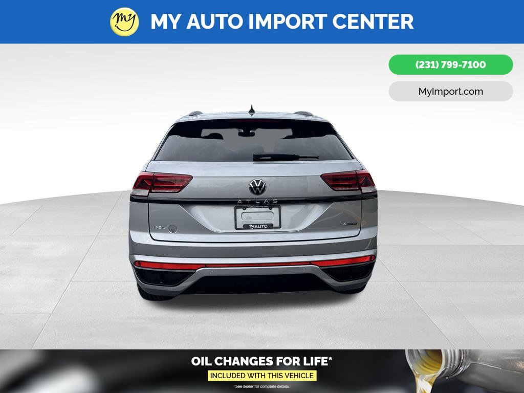 Used 2023 Volkswagen Atlas Cross Sport SEL R-Line AWD/4WD image 6