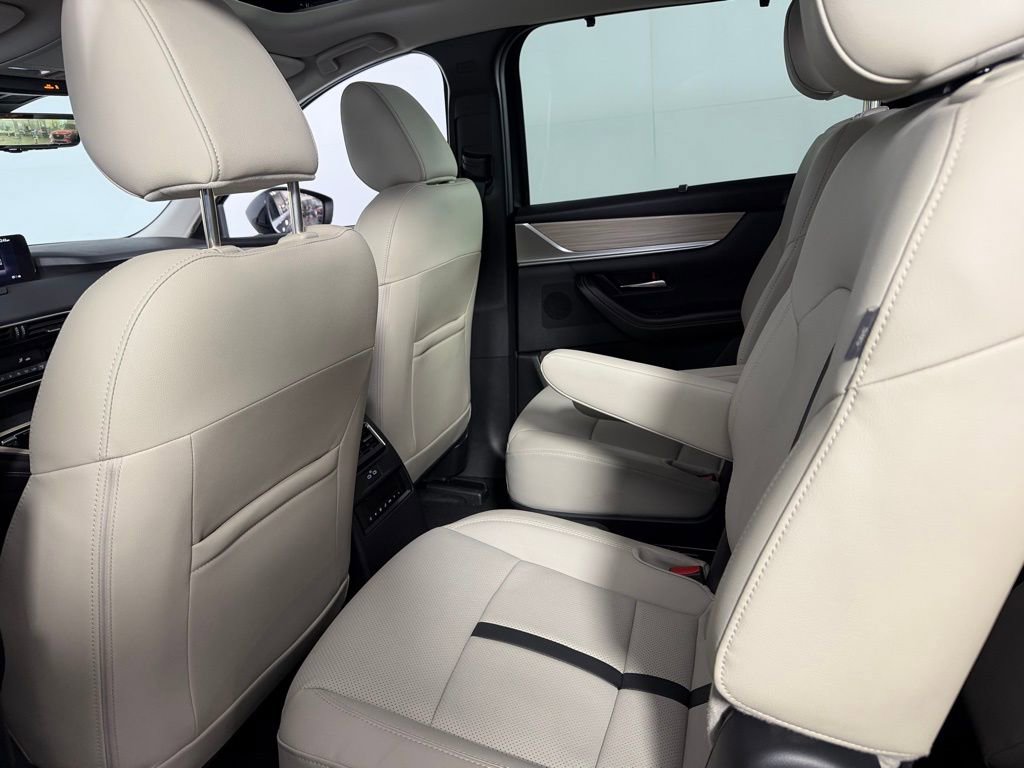 Used 2024 MAZDA CX-90 Plug-In Hybrid w/ Preferred image 25