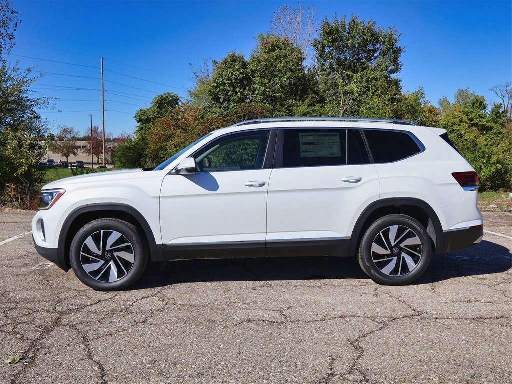 New 2026 Volkswagen Atlas SEL image 2