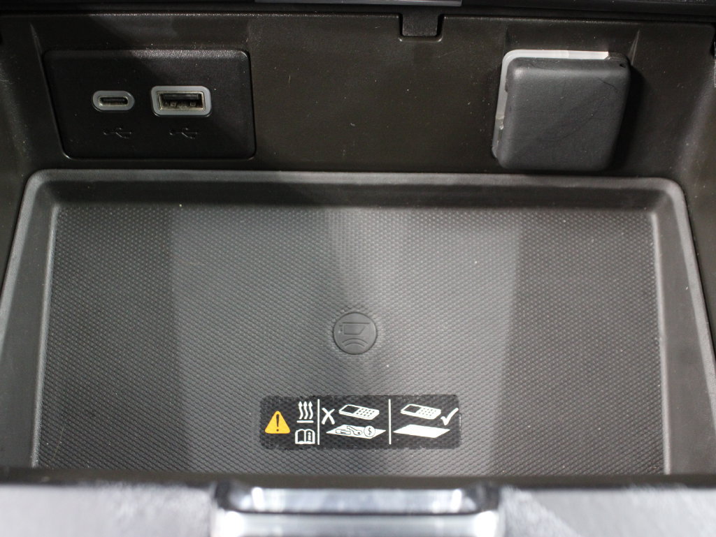 Used 2023 GMC Yukon XL Denali AWD/4WD image 68