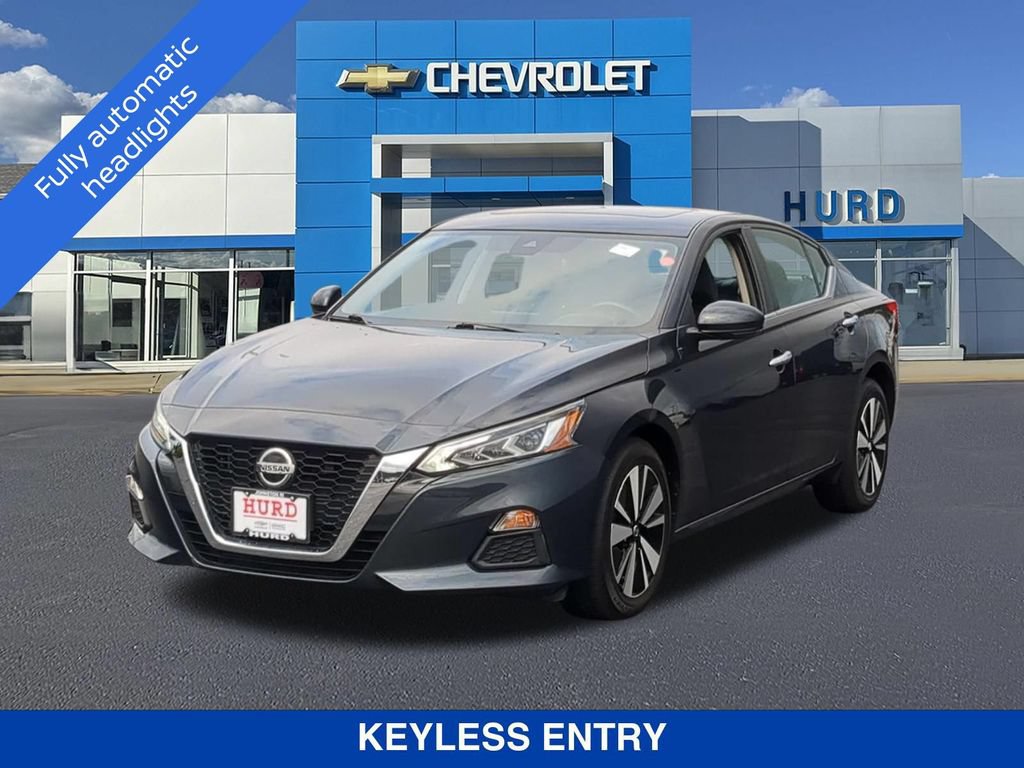 Used 2022 Nissan Altima 2.5 SV w/ SV Premium Package AWD/4WD image 10