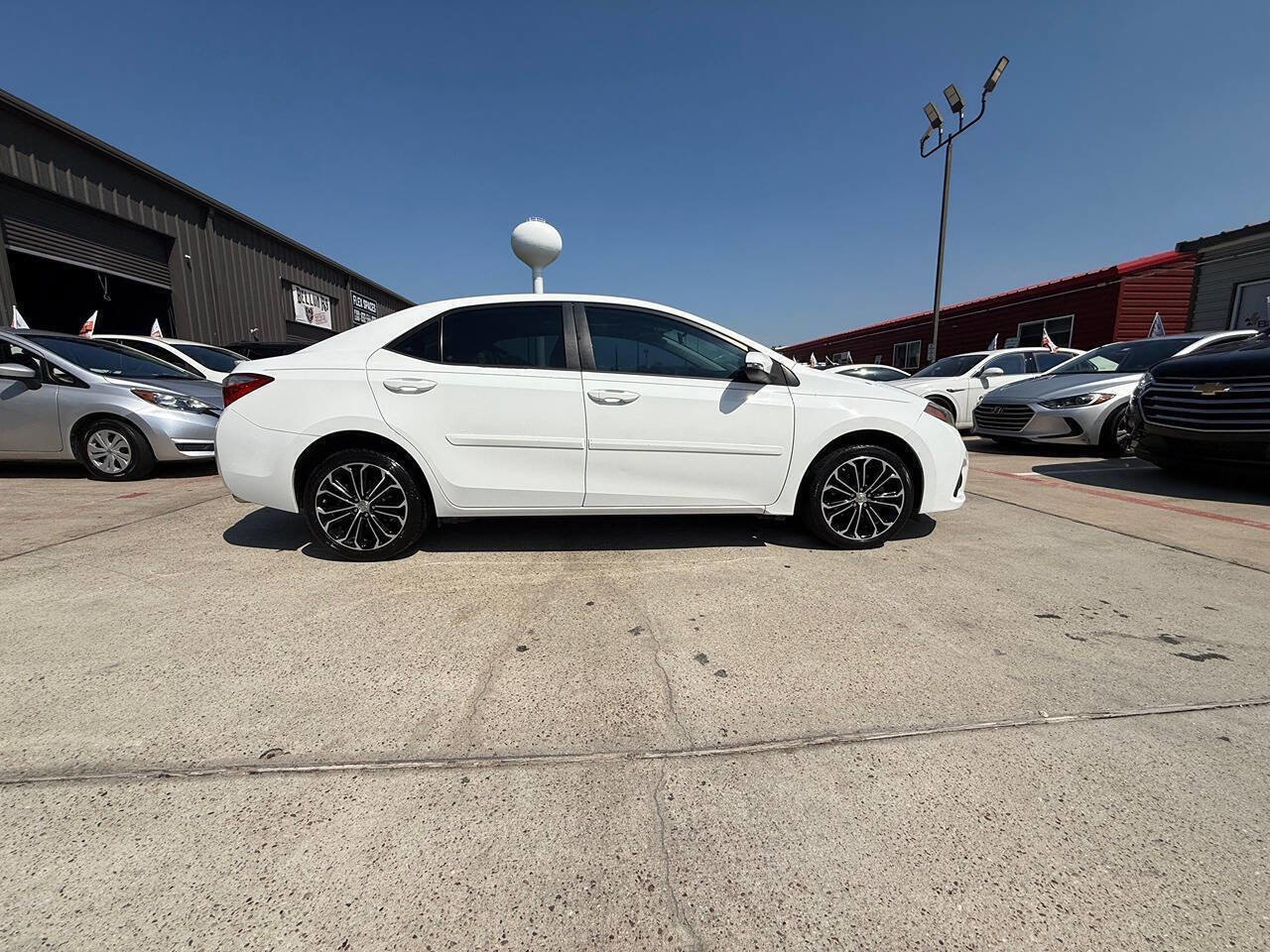 Used 2016 Toyota Corolla S image 26