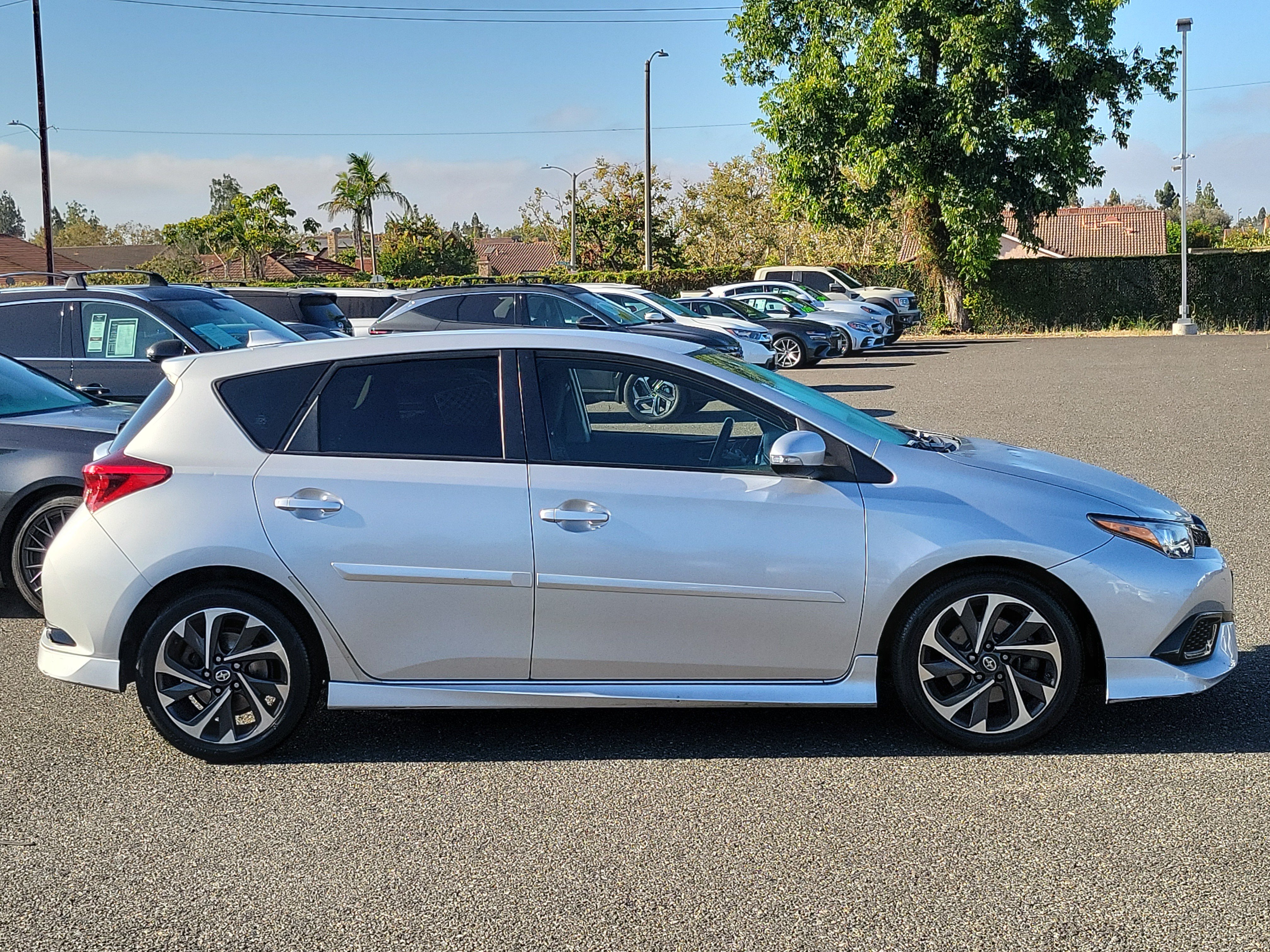 Used 2016 Scion iM FWD image 5