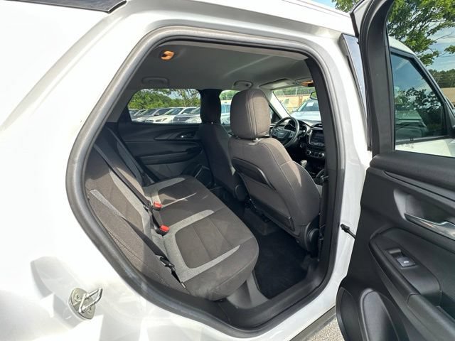 Used 2023 Chevrolet TrailBlazer LT w/ Convenience Package FWD image 17