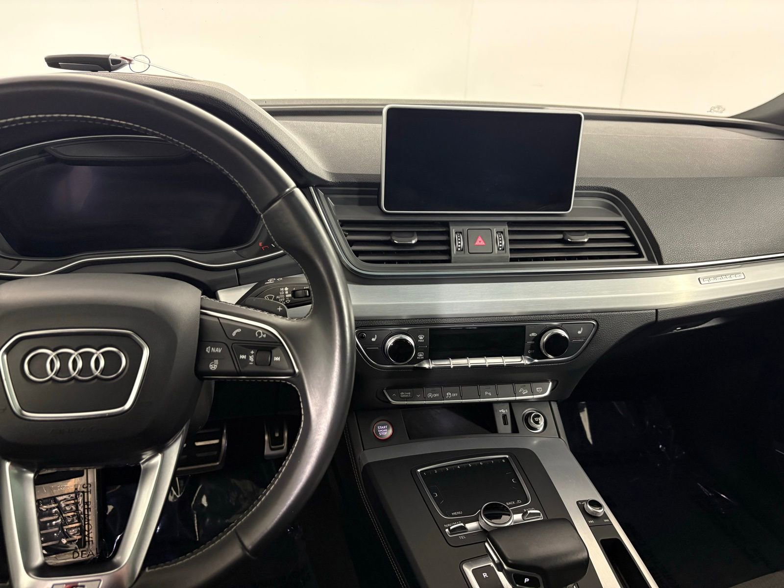 Used 2019 Audi SQ5 Premium Plus w/ Premium Plus Package AWD/4WD image 18