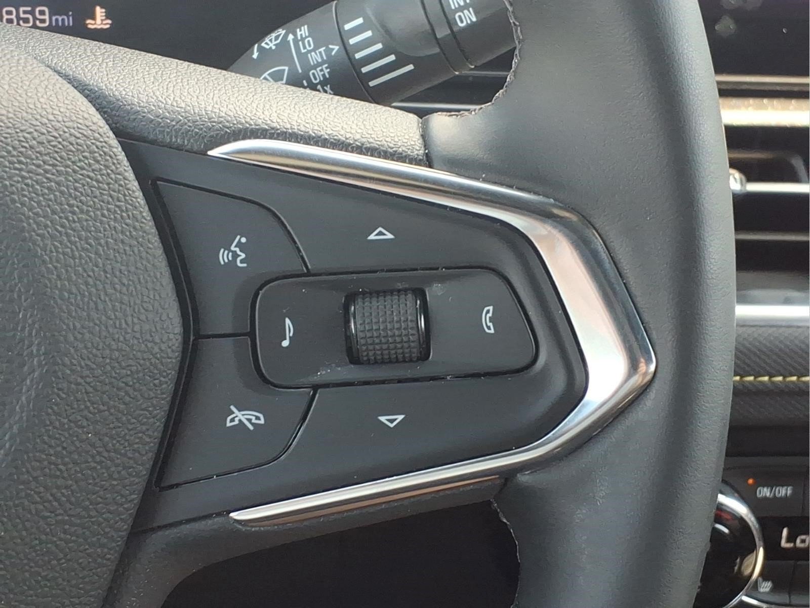Used 2025 Chevrolet TrailBlazer ACTIV w/ Convenience Package AWD/4WD image 29