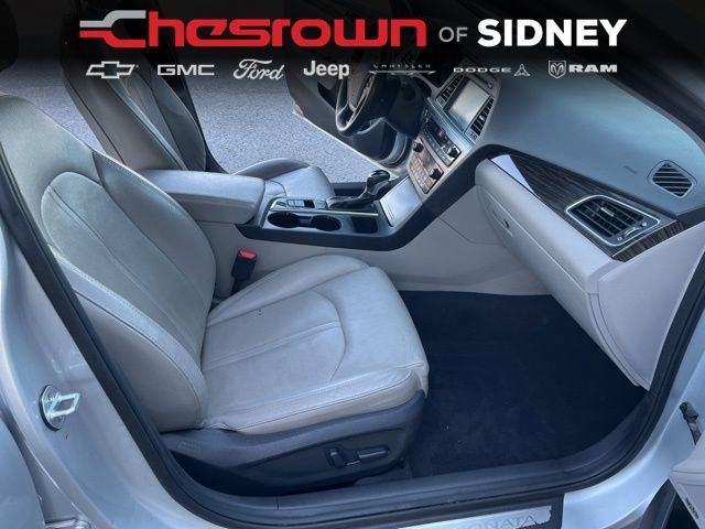 Used 2017 Hyundai Sonata Limited w/ Ultimate Package 04 FWD image 29