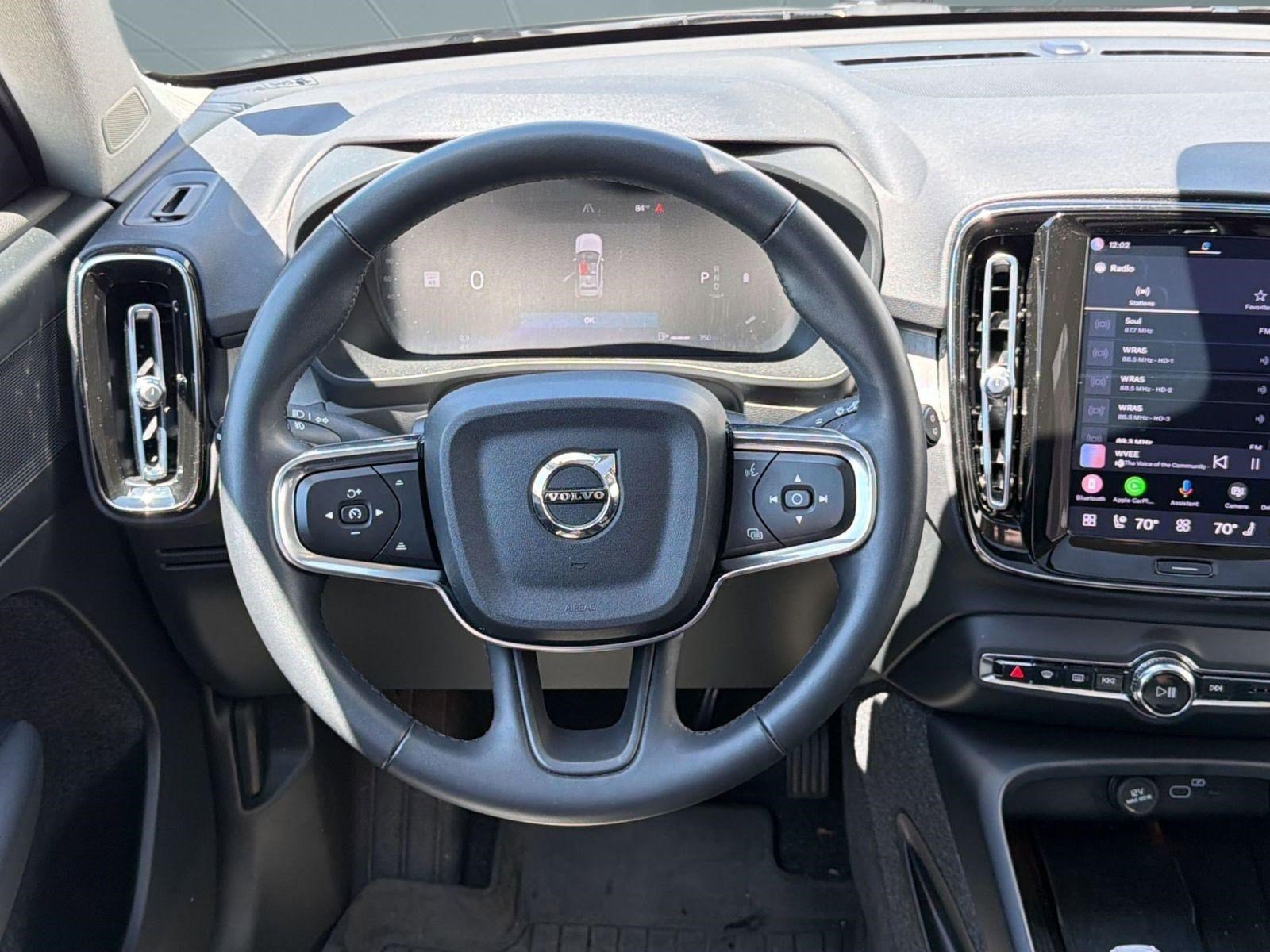Used 2023 Volvo XC40 B5 Plus w/ Driver Assist Package AWD/4WD image 13