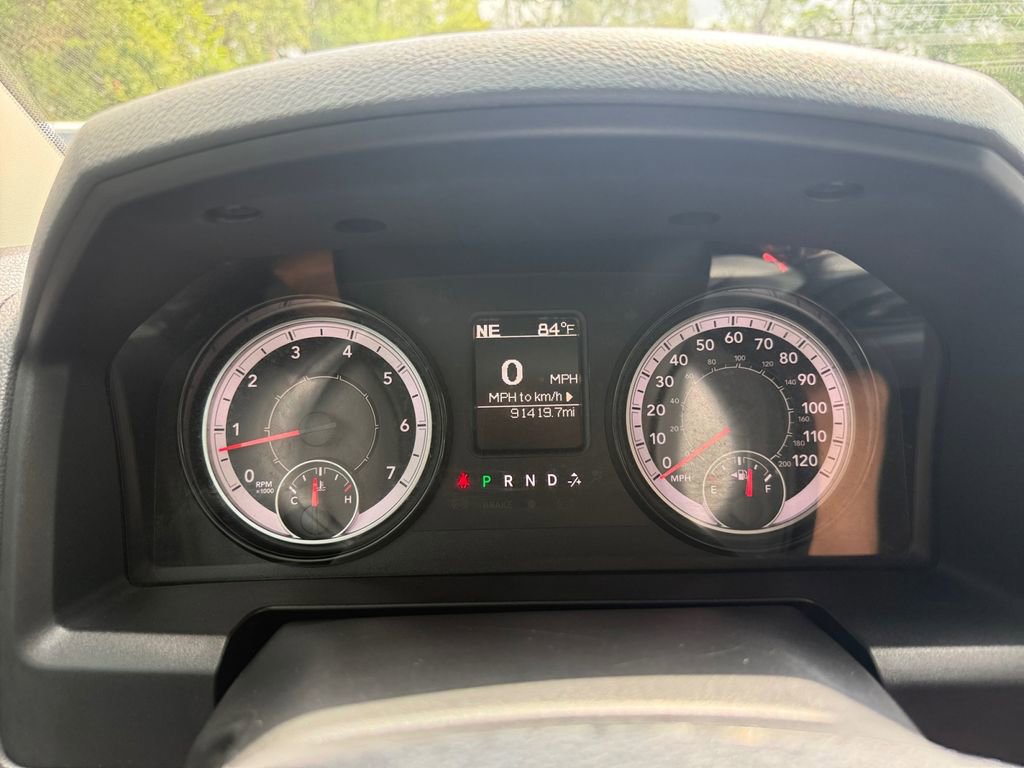 Used 2019 RAM 1500 Classic SLT RWD image 30