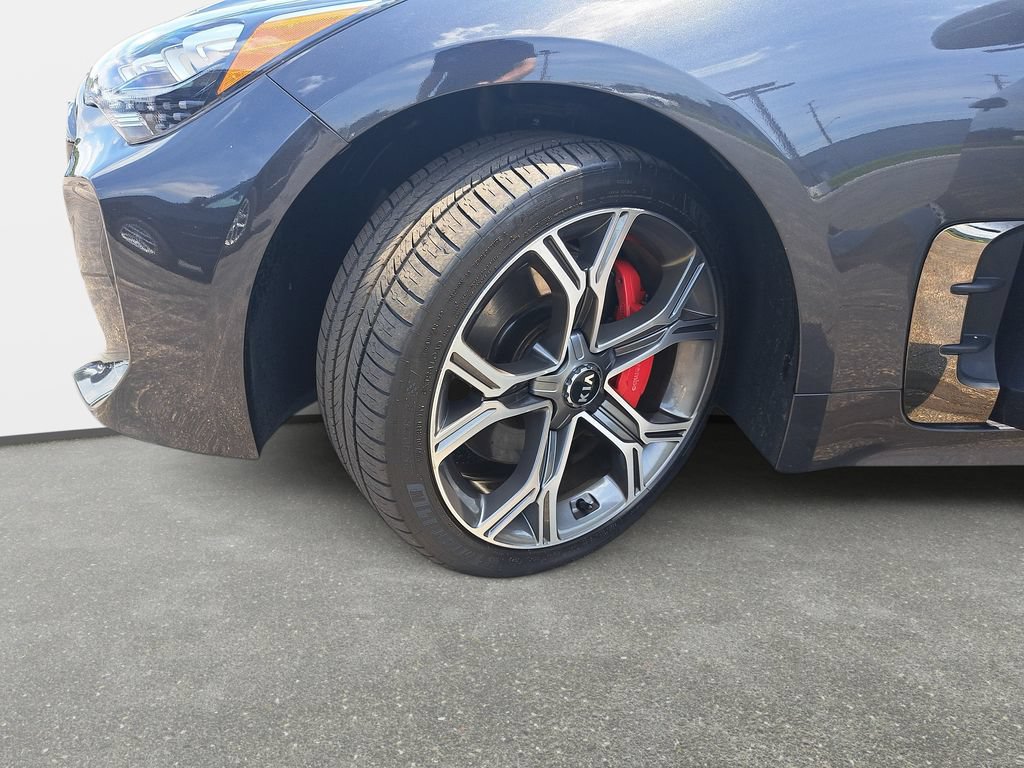 Used 2020 Kia Stinger GT1 AWD/4WD image 31